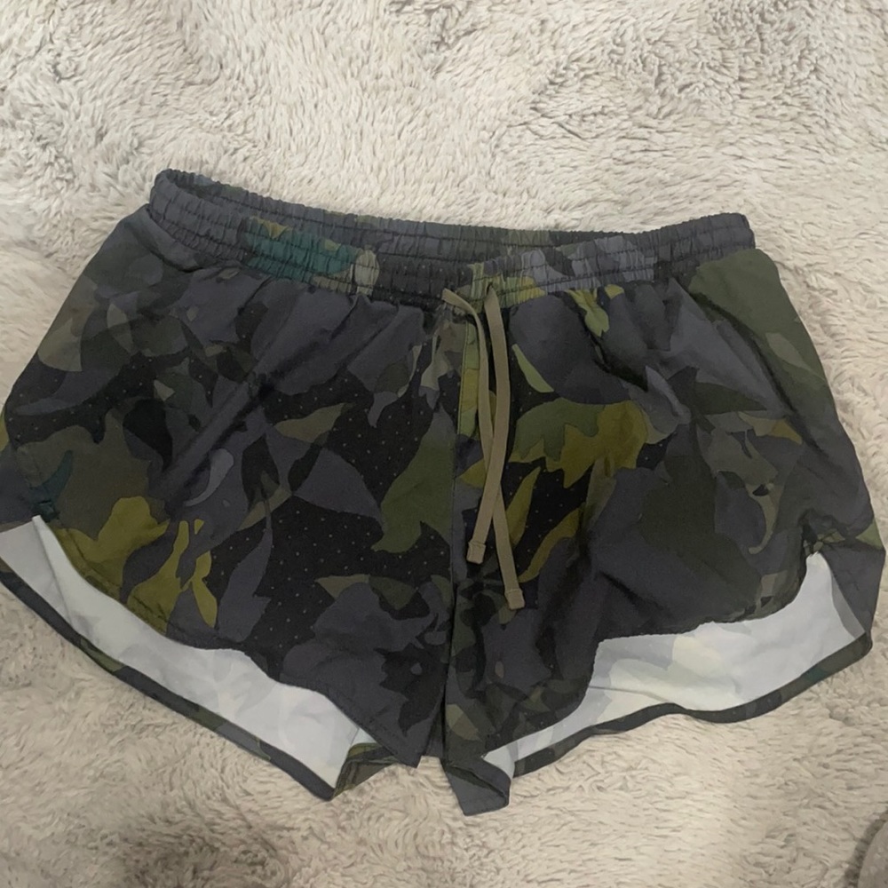Old navy medium active shorts